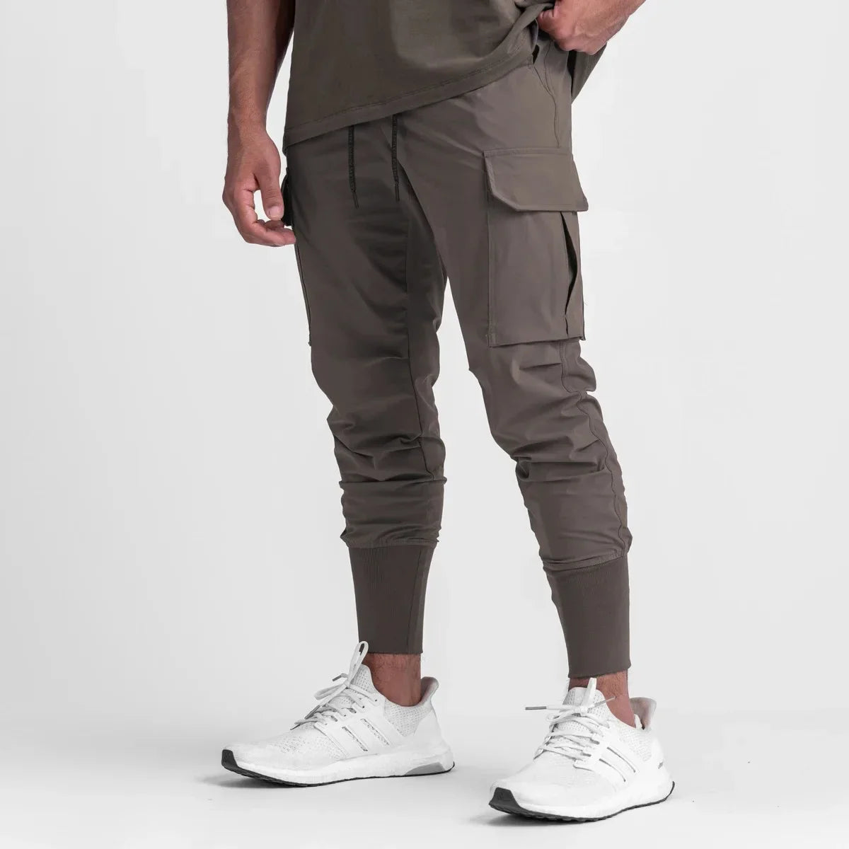 Men's cargo pants lightweight casual trousers - practical joggers for everyday wear