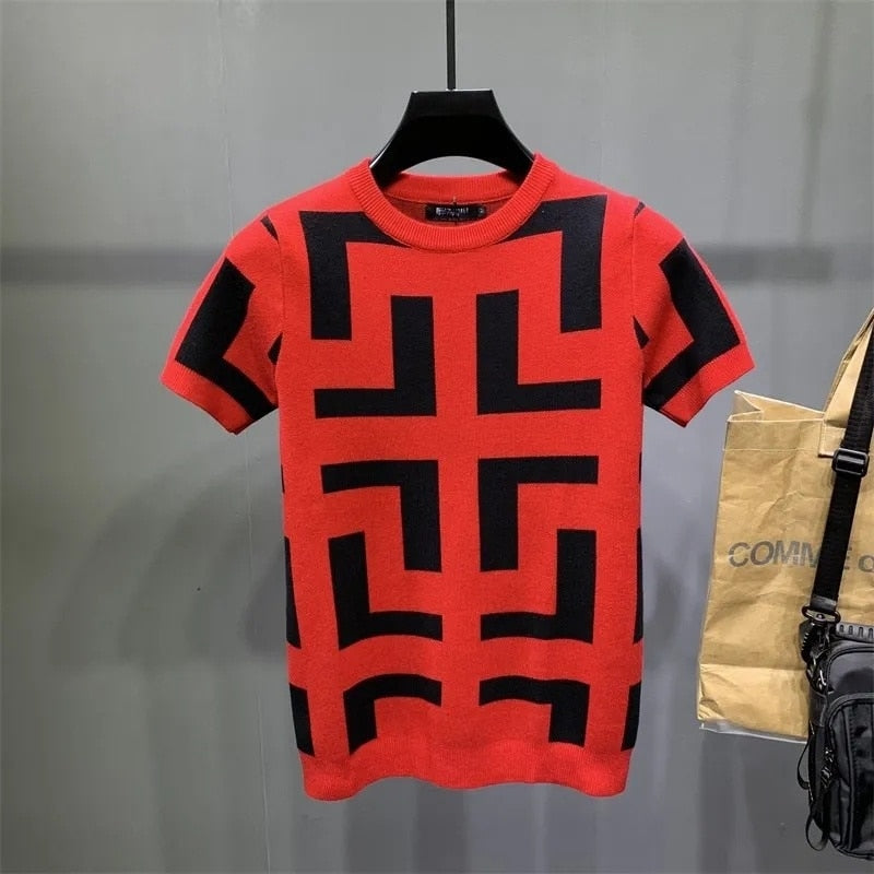 Men's unique design casual t-shirt - eye-catching patterned short sleeve top