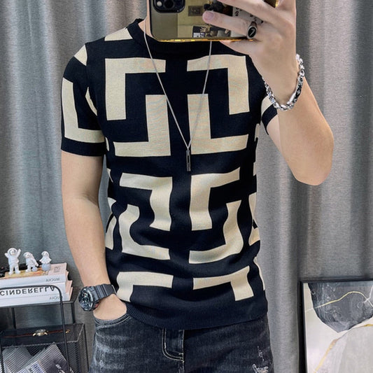 Men's unique design casual t-shirt - eye-catching patterned short sleeve top