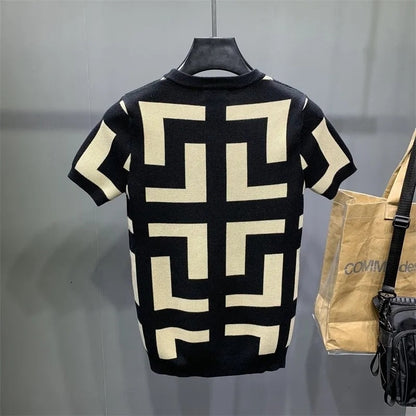 Men's unique design casual t-shirt - eye-catching patterned short sleeve top