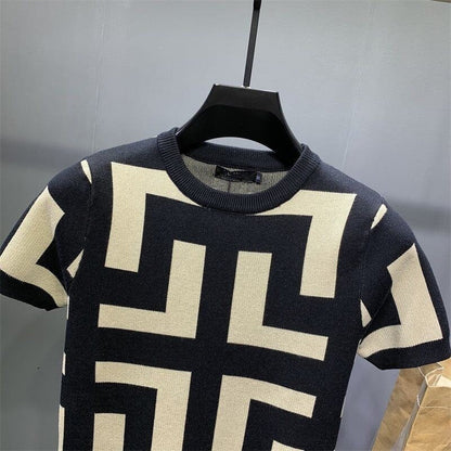 Men's unique design casual t-shirt - eye-catching patterned short sleeve top